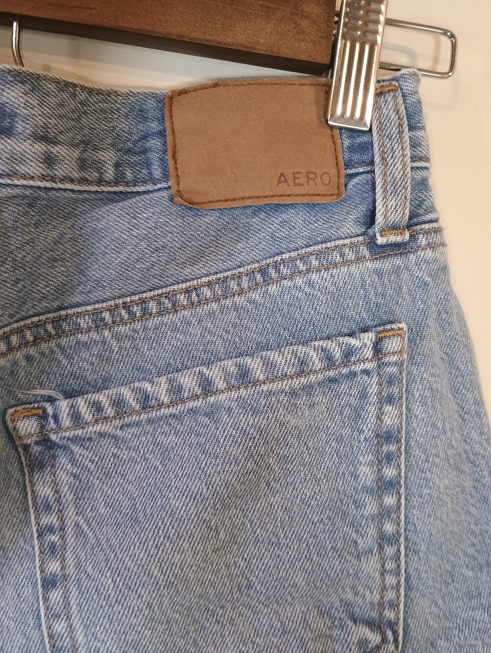 Aeropostale Mini Denim Shorts Women's Size 2 - Picture 4 of 9
